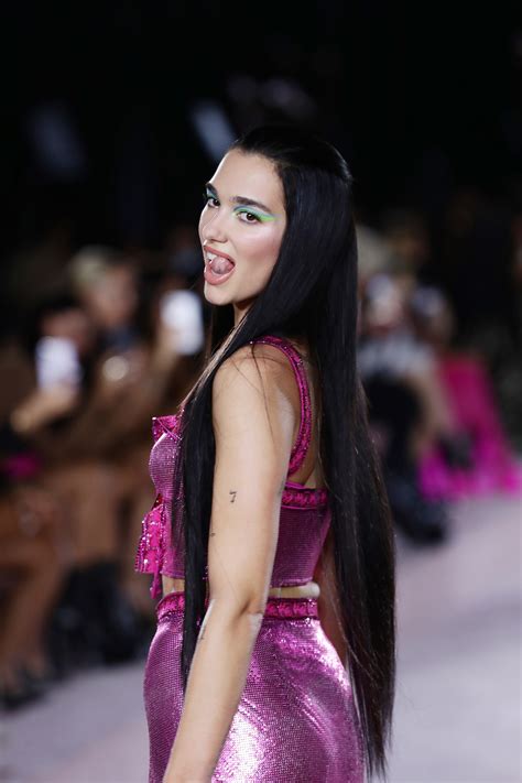 dua lipa Versace costume